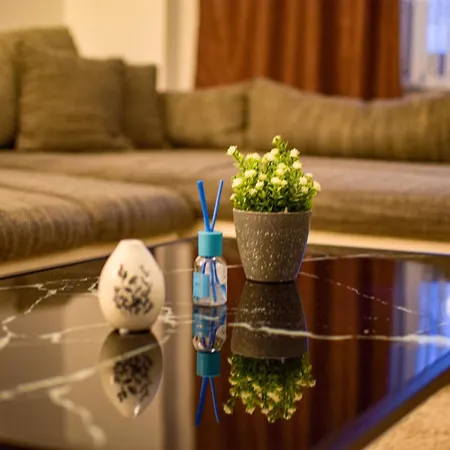 Grosses, Vollausgestattes Fuer 5 Personen Mit Wlan, Vollausgestatteter Kueche, Waschmaschine Und Trockner アパート クリミッチャウ